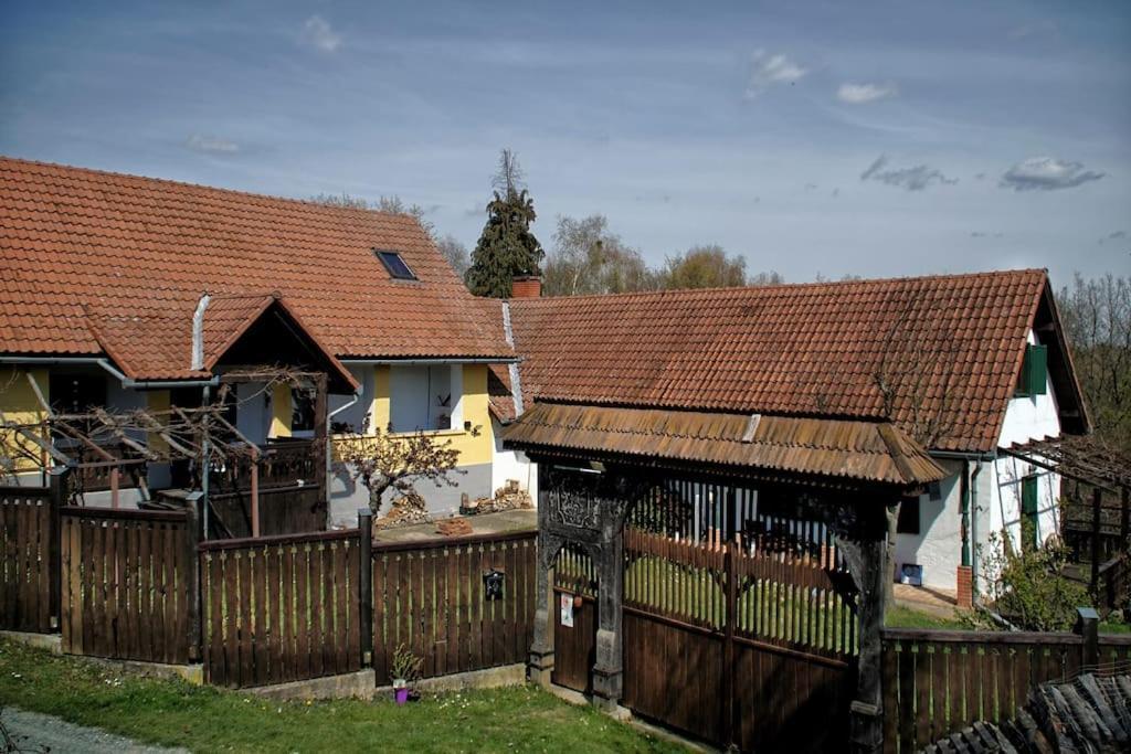 Stilvolles Im Dreilaendereck Felsőszölnök